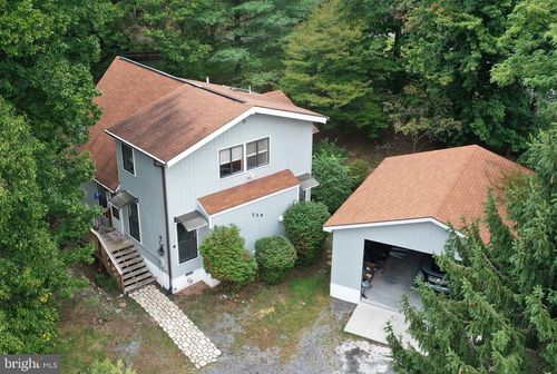 714 Tecumseh Trl, HEDGESVILLE, WV, 25427-3888 | Card Image