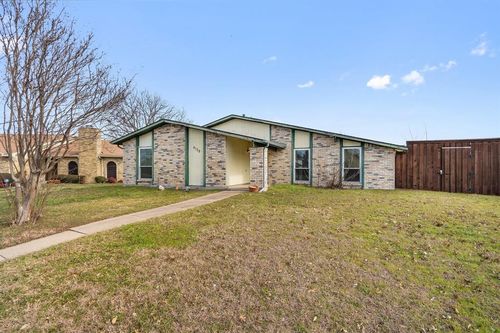 4128 Blackwillow Drive, Mesquite, TX, 75150 | Card Image