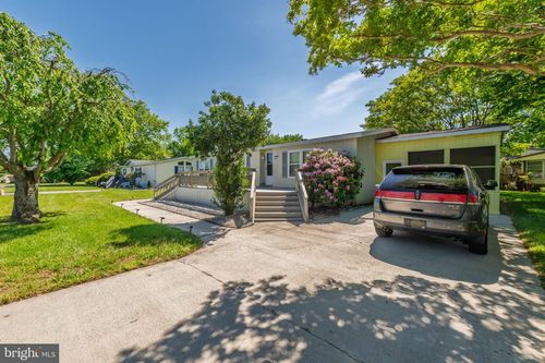 18540 Big Burn Ln, REHOBOTH BEACH, DE, 19971-8748 | Card Image