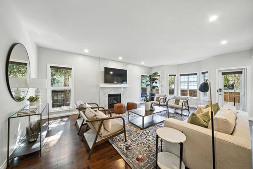 8 Varsity Estates Gdns Nw, Calgary, AB, T3A5M9 | Card Image