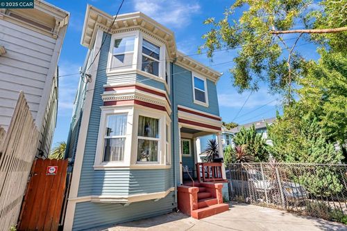 1727 9th St, Oakland, CA, 94607-1338 | Card Image