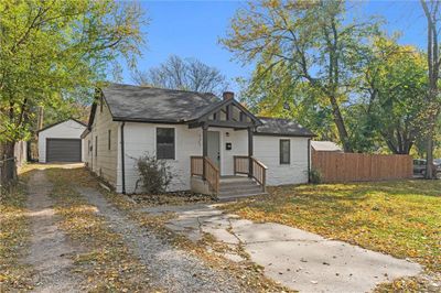 1917 S Arlington Avenue, House other with 3 bedrooms, 1 bathrooms and null parking in Independence MO | Image 2