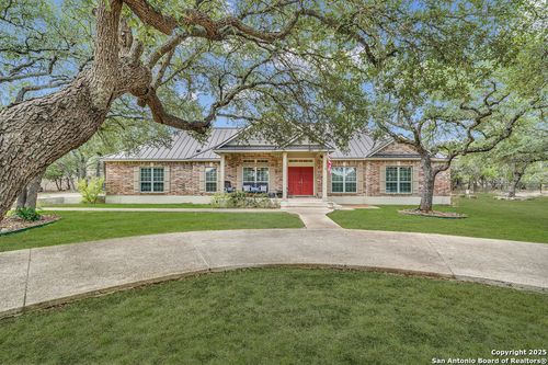 164 High Point Cir, Spring Branch, TX, 78070-5073 | Card Image