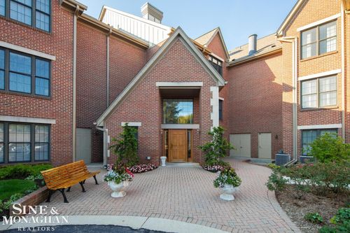 54 Pointe Park Pl, Grosse Pointe Park, MI, 48230-1387 | Card Image