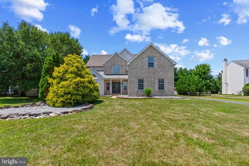 4 Travertine Ct, TOWNSEND, DE, 19734-2012 | Card Image
