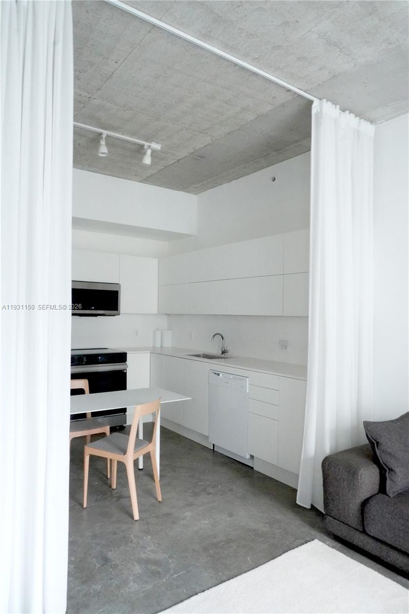 Residential in Miami 4