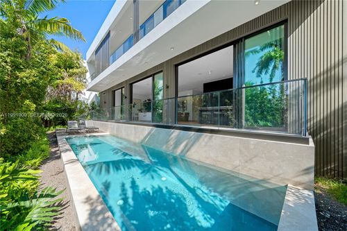 291 Palm Ave, Miami Beach, FL, 33139-5141 | Card Image