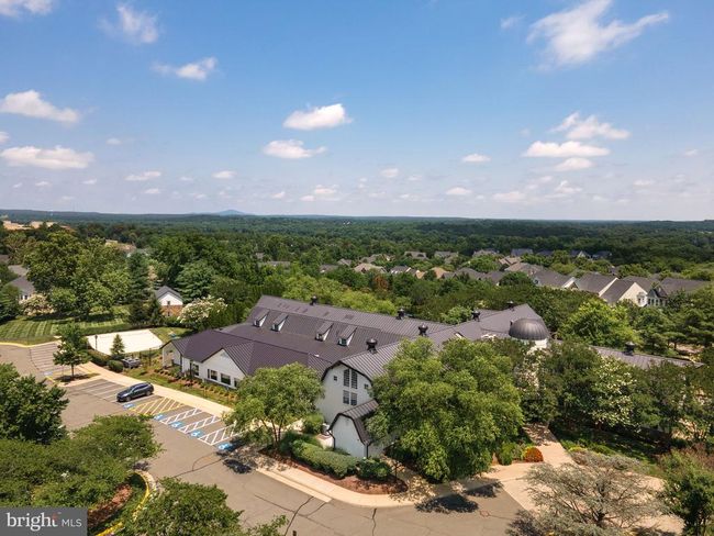 19101 Icehouse Ter, Townhouse with 3 bedrooms, 4 bathrooms and null parking in Lansdowne VA | Image 57