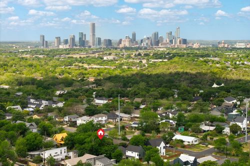 1137 Nickols Ave, Austin, TX, 78721-2006 | Card Image