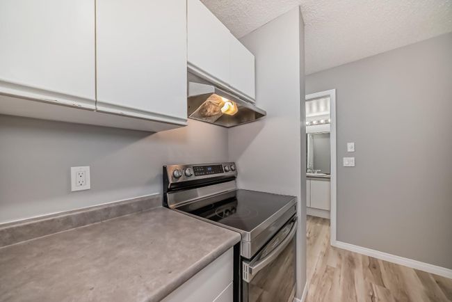 101 - 11 Dover Point Se, Home with 2 bedrooms, 1 bathrooms and 1 parking in Calgary AB | Image 6