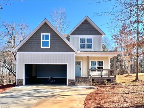 122 Arrowood Lane, Harmony, NC, 28634 | Card Image