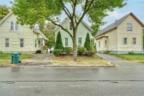 94 Carter St, Rochester, NY, 14621-5104 | Card Image