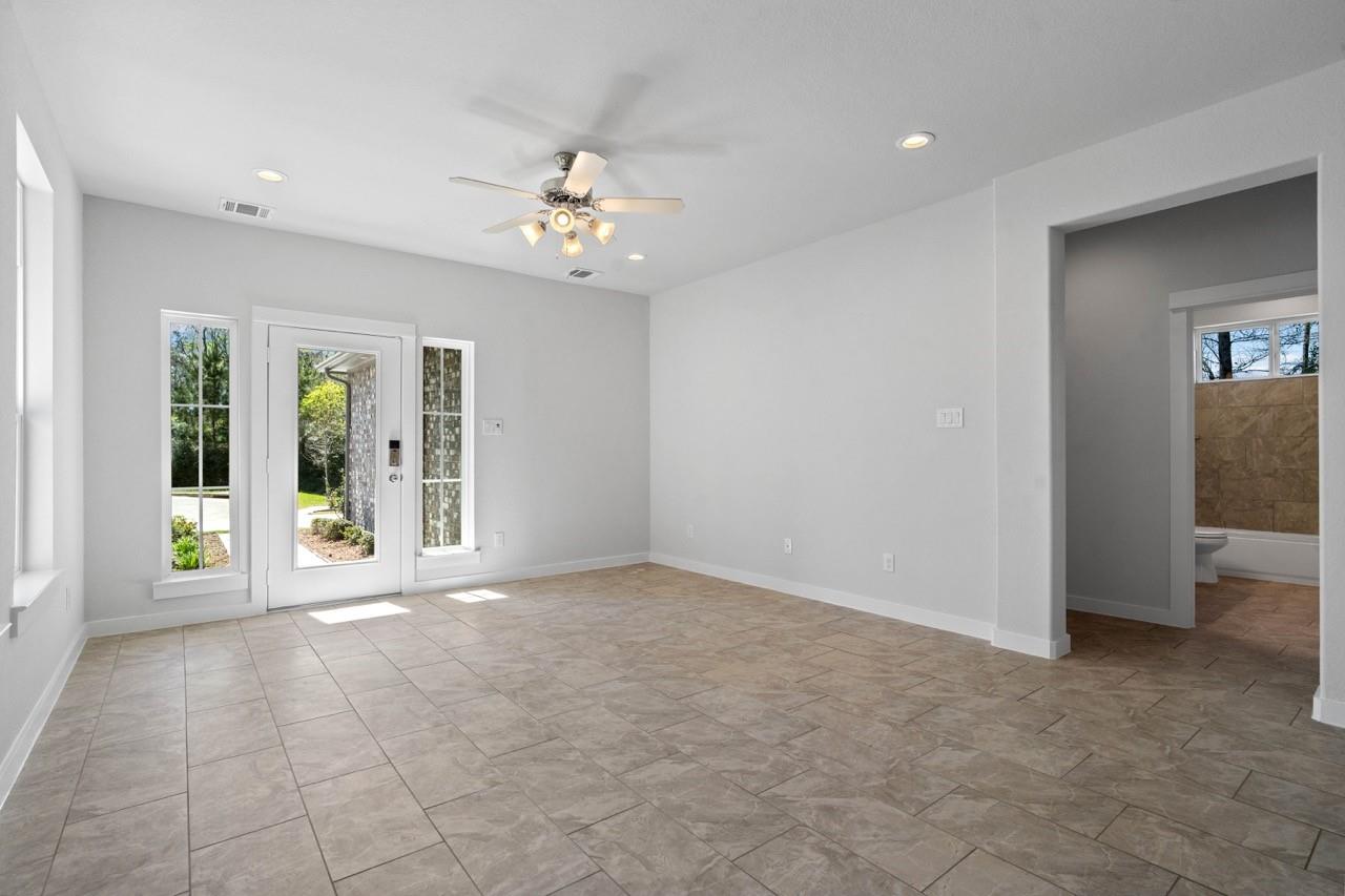 Residential in Magnolia 5