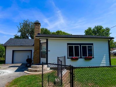 208 S 4 Th Street, House other with 2 bedrooms, 1 bathrooms and null parking in Cayuga IN | Image 1