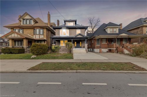 5 Maplewood Ave, Hamilton, ON, L8M1W3 | Card Image
