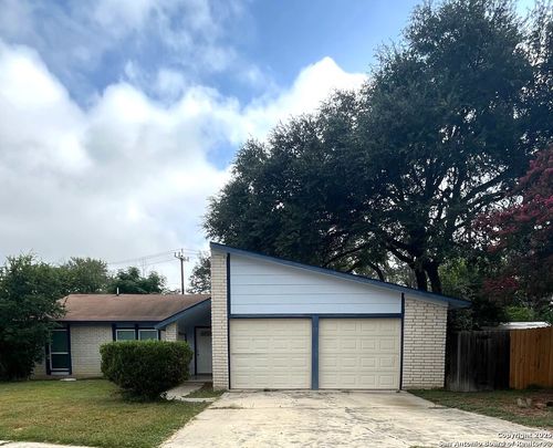 12419 Mcdermonts Farm St, San Antonio, TX, 78233-4621 | Card Image