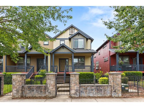1450 Ne Edgefield St, Hillsboro, OR, 97124-4134 | Card Image