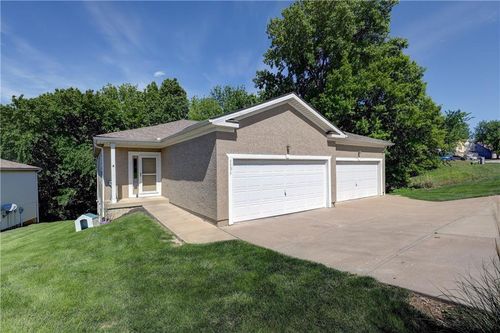 3303 N 103rd Ter, Kansas City, KS, 66109-5815 | Card Image