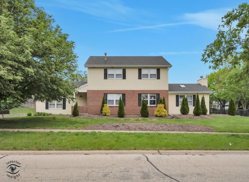 8348 Adbeth Ave, Woodridge, IL, 60517-4556 | Card Image