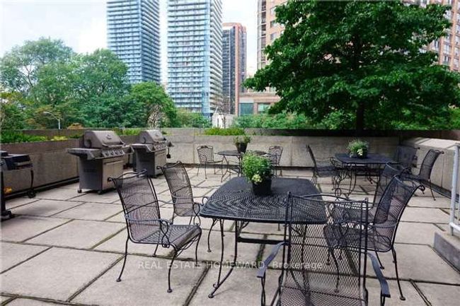 417 - 1001 Bay St, Condo with 2 bedrooms, 1 bathrooms and 1 parking in Toronto ON | Image 32