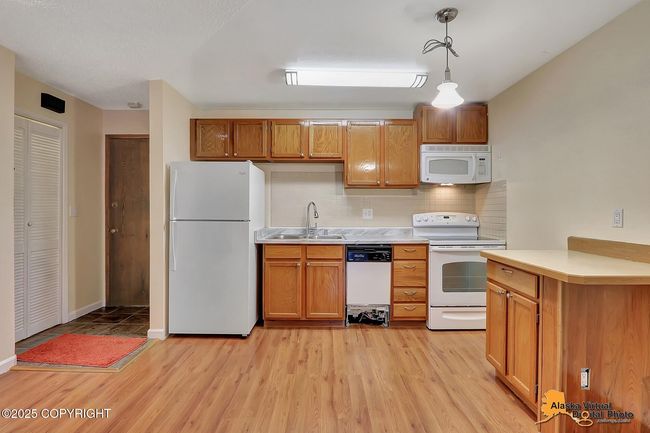 Kitchen | Image 6