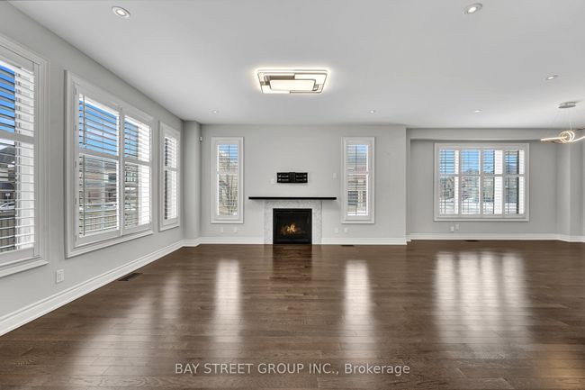 1275 Raspberry Terr, House other with 4 bedrooms, 3 bathrooms and 2 parking in Milton ON | Image 10