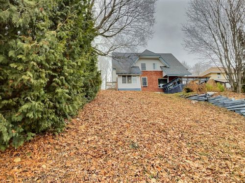 {{alt}} | Card Image