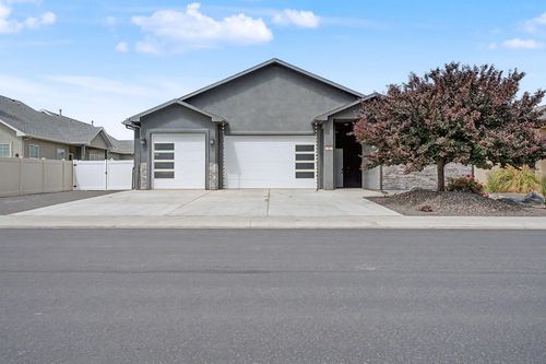 261 Mount Quandry St, Grand Junction, CO, 81503-3439 | Card Image