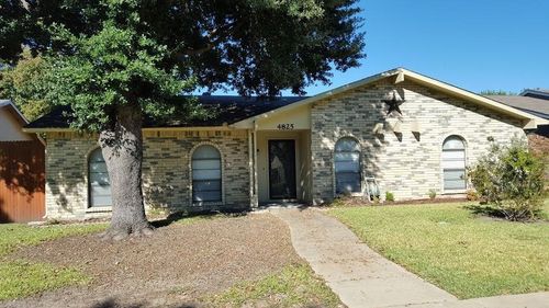 4825 Pemberton Ln, The Colony, TX, 75056-2002 | Card Image