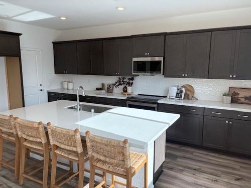 8508 Cottonseed Way, Elk Grove, CA, 95624-4592 | Card Image