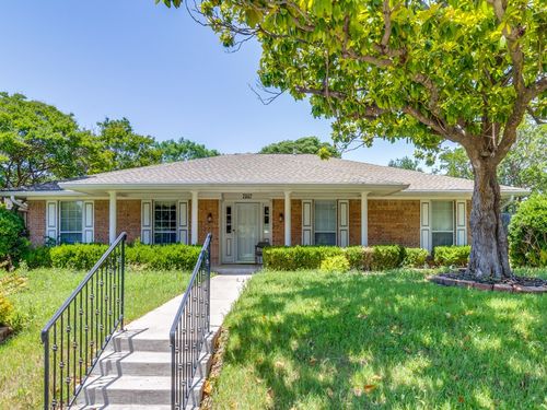 2007 Mistletoe Dr, Richardson, TX, 75081-3938 | Card Image
