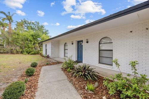 11218 Creekview Dr, RIVERVIEW, FL, 33569-5117 | Card Image