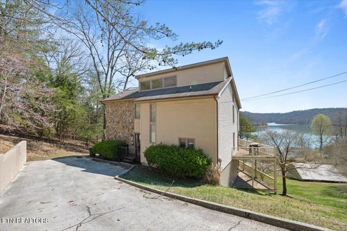 168 Little Buck Ln, La Follette, TN, 37766-6644 | Card Image