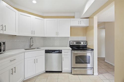 apt-212-6300 S Falls Circle Dr, Lauderhill, FL, 33319-6948 | Card Image