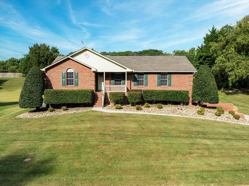 828 Osprey Dr, Morristown, TN, 37814-1384 | Card Image