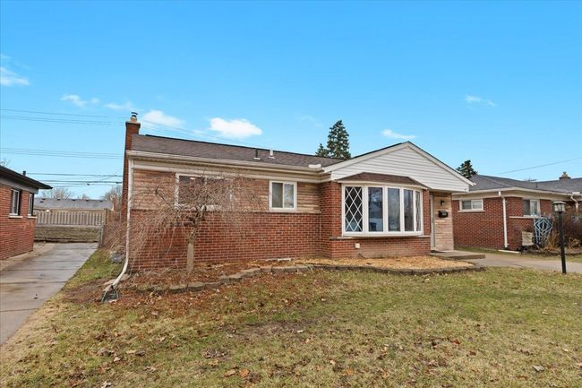 24520 Chernick St | Image 23
