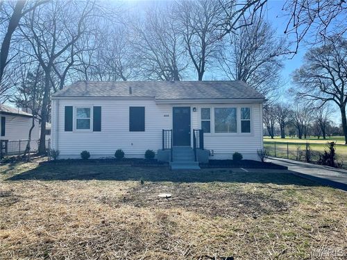 4224 Ashby Rd, Saint Ann, MO, 63074-1202 | Card Image