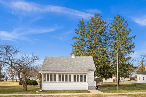 304 W Charles St, Mc Lean, IL, 61754-9610 | Card Image