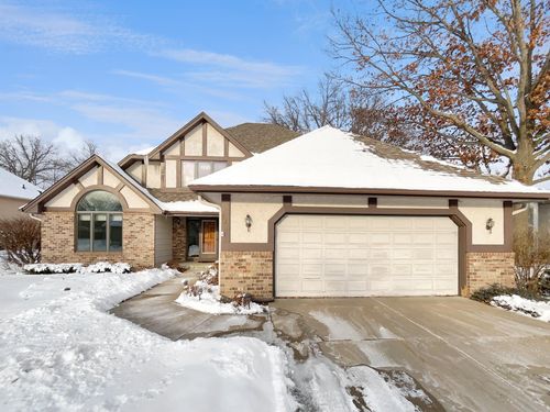 949 Lawnview Avenue, Shoreview, MN, 55126 | Card Image