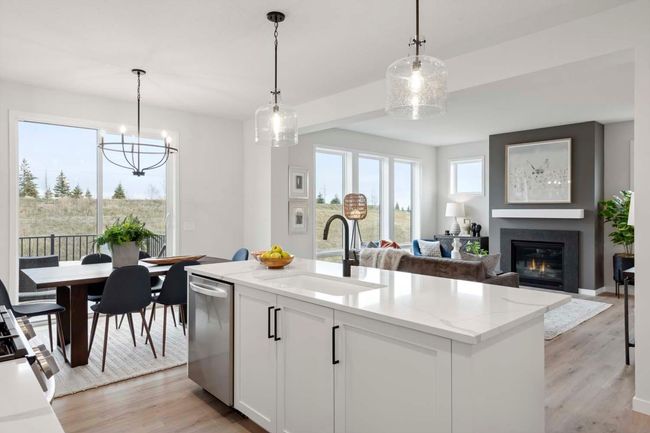 Photo taken from previous model with a similar floorplan. While similar, some options shown in the picture may not be included in this pricing. Please ask for a detailed list of included features for this listing. | Image 41