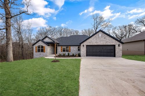 16 Smart Ln, Bella Vista, AR, 72715-5560 | Card Image