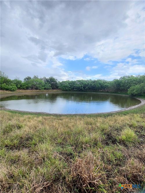 1060 Fox Ln, Lockhart, TX, 78644-5006 | Card Image