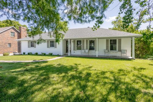 1443 Satinwood Dr, Jefferson City, MO, 65109-1917 | Card Image