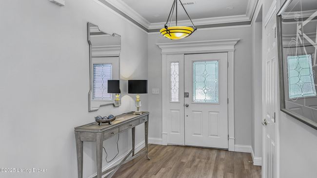 5019 Caerlson Ln, House other with 2 bedrooms, 2 bathrooms and null parking in Louisville KY | Image 4