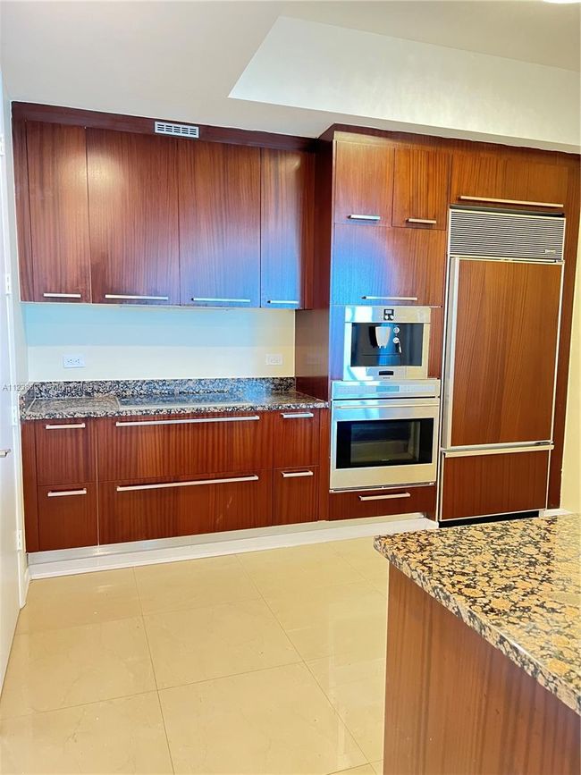 APT-707 - 16001 Collins Ave, Condo with 3 bedrooms, 3 bathrooms and null parking in Sunny Isles Beach FL | Image 26