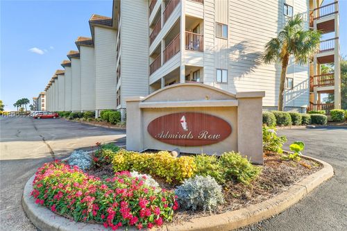 428-40 Folly Field Rd, Hilton Head Island, SC, 29928-6801 | Card Image