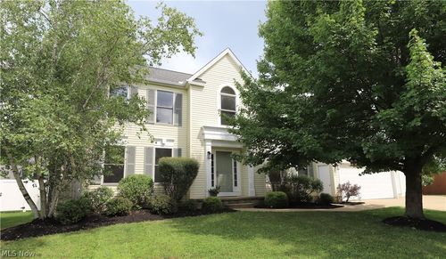 1100 Dover Dr, Medina, OH, 44256-4045 | Card Image