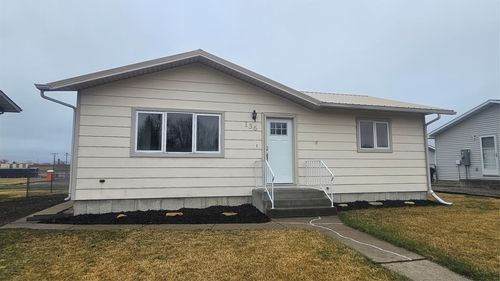 136 15th Avenue Nw, Great Falls, MT, 59404 | Card Image