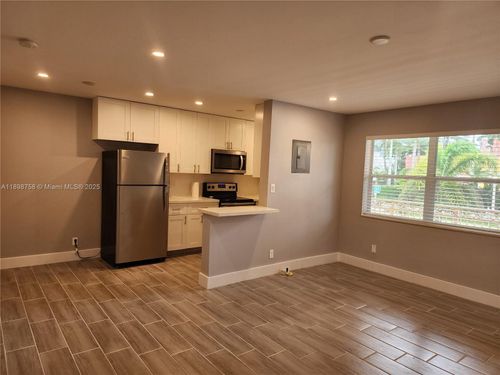 apt-7-2121 N Ocean Blvd, Fort Lauderdale, FL, 33305-1927 | Card Image