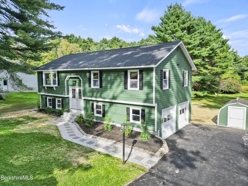 306 Partridge Rd, Pittsfield, MA, 01201 | Card Image
